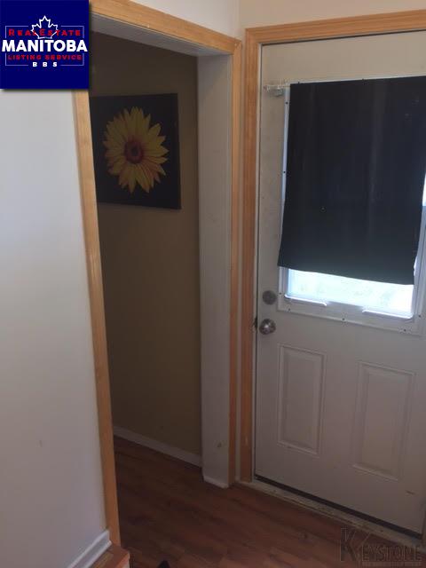 Property 503 First St N img1