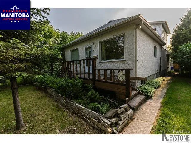 805 Cambridge St, Winnipeg