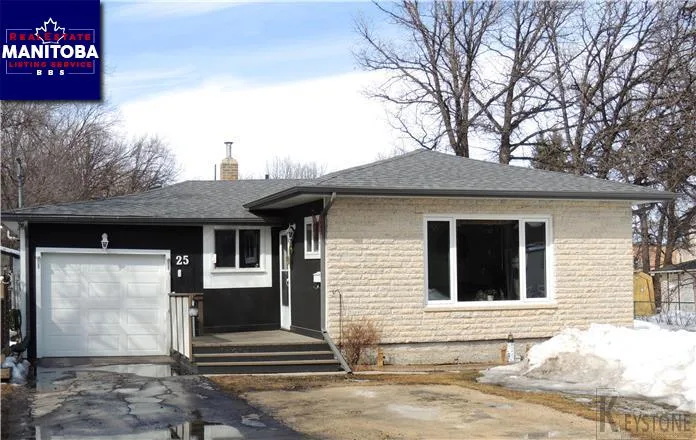 25 St Michael Rd, Winnipeg