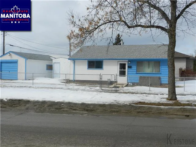 487 Kent Rd, Winnipeg
