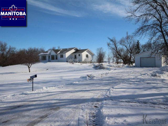 Property 1879 Carriere Dr img1