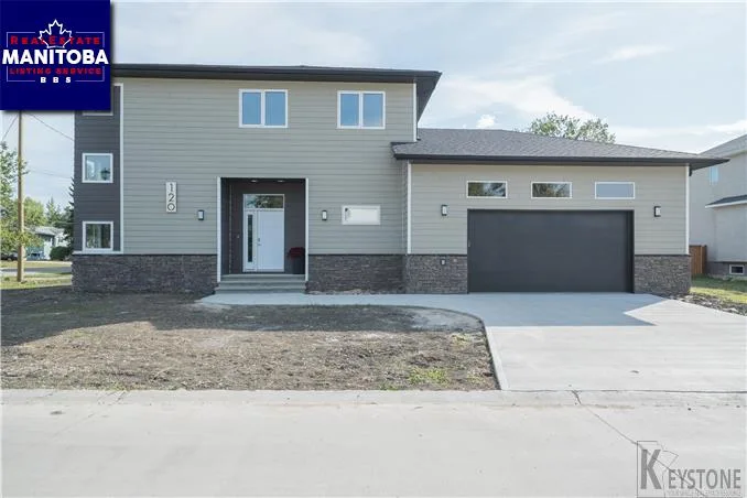 120 Geraldine Dr, Winnipeg
