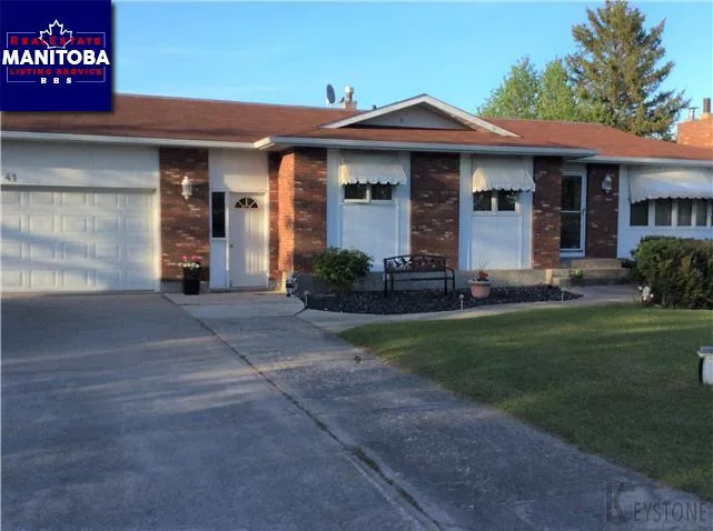 41 Antonina Dr, St Andrews