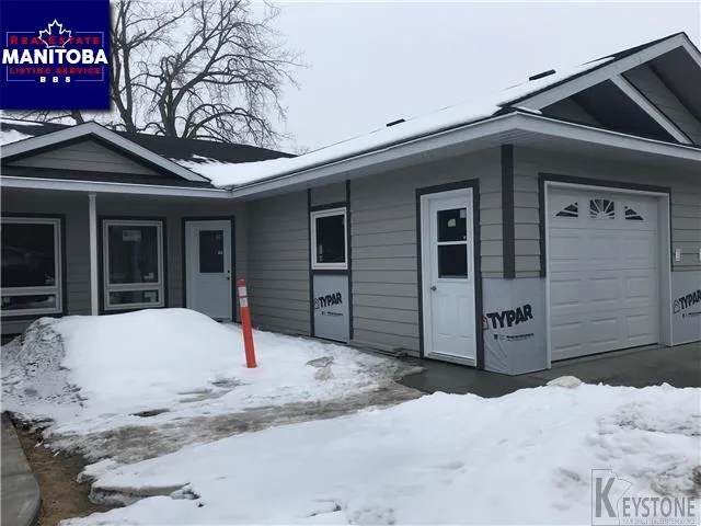 2 Bed House for Sale at 175 4th St S, Winkler, MB - MLS® #1806380
