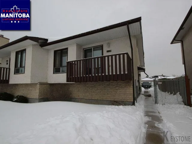 860 Templeton Ave, Winnipeg