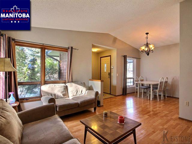 Property 54 Payment St img1