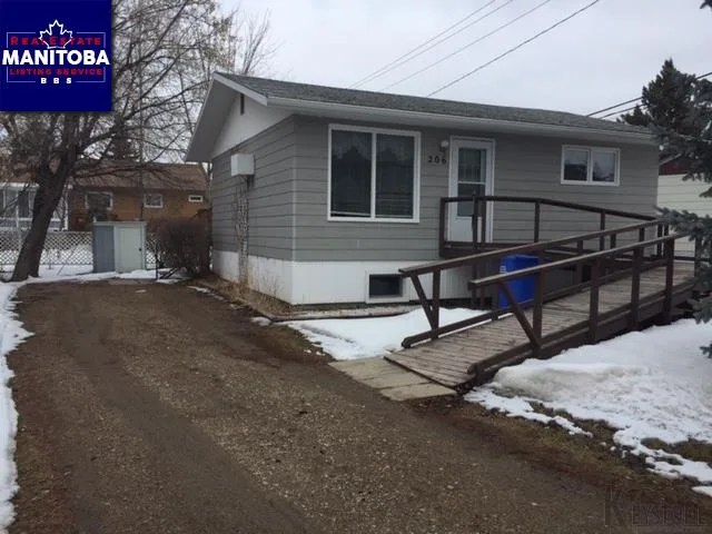 2 Bed House for Sale at 206 Park St, Killarney, MB - MLS® #1806481