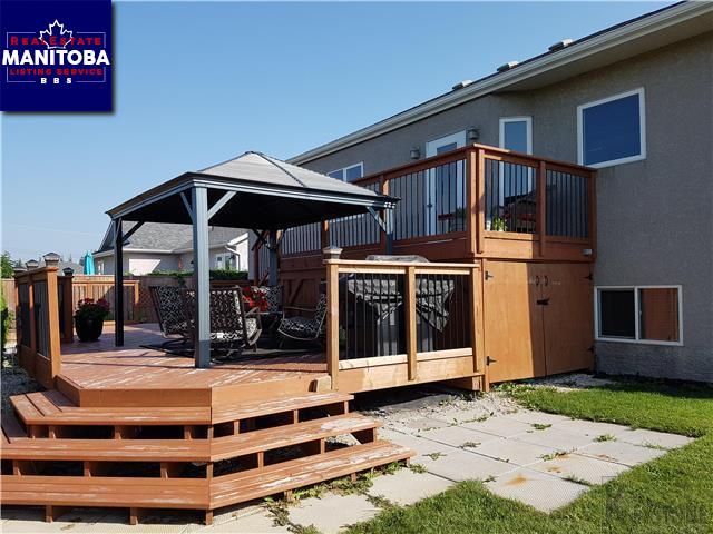 Property 3 Parkdale Cove img1