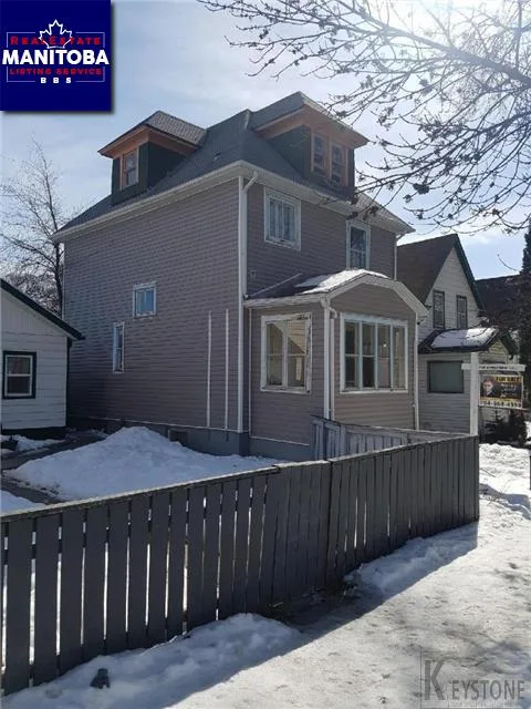 631 Simcoe St, Winnipeg