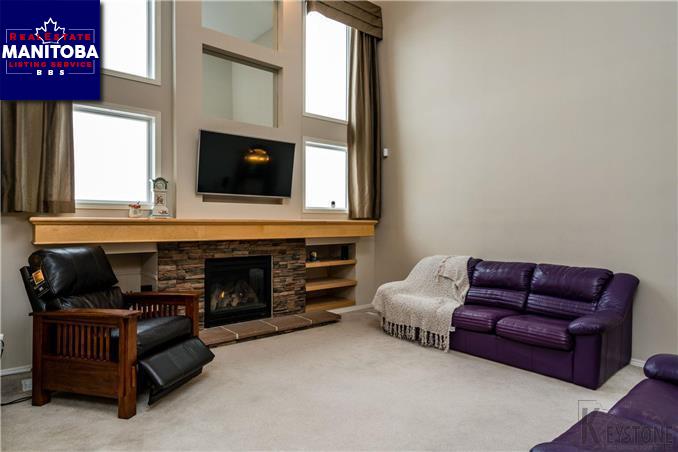 Property 126 Tallgrass Cr img1