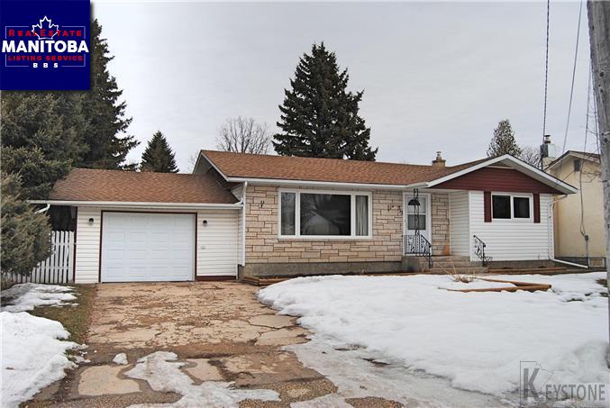 Property 713 Oak Ave Main image