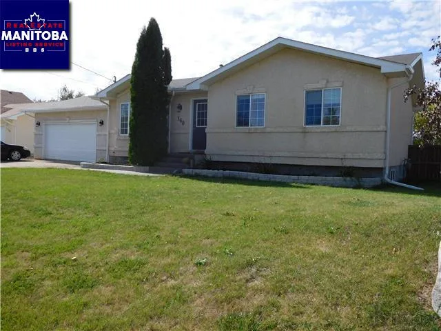 160 Hirschfeld Rd, Steinbach