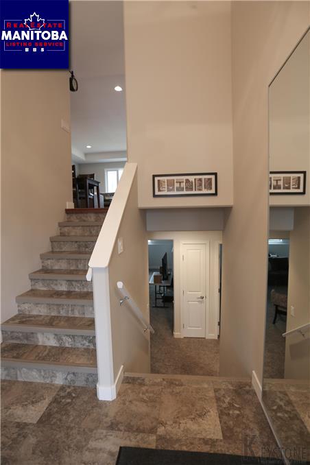 Property 50 Peters Lane img1