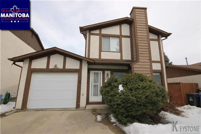 134 Charing Cross Cr, Winnipeg
