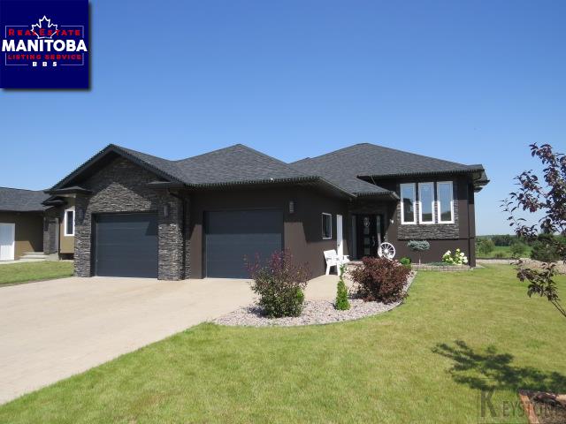 Property 59 Falcon Dr Main image