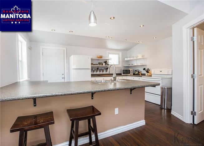 Property 367 Pacific Ave img1