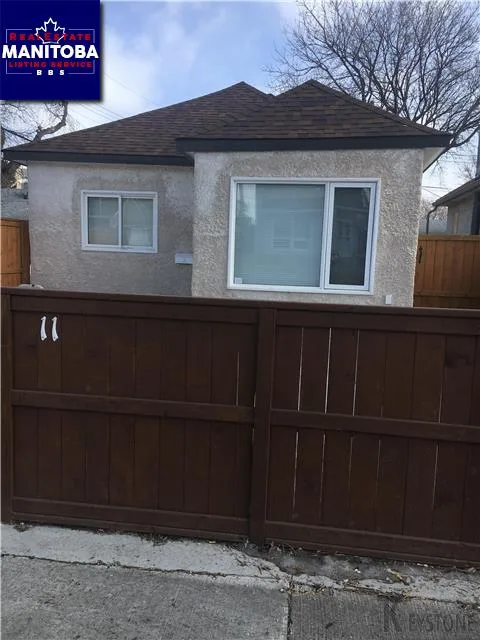 11 Juba St, Winnipeg