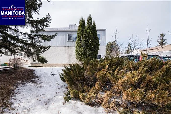 14 Mansard Cl, Winnipeg