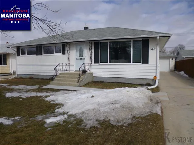 44 Cascade Bay, Winnipeg