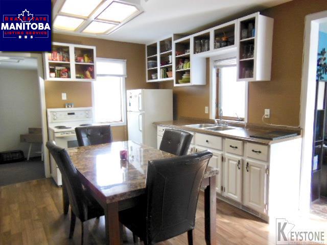 Property 503 Oak Ave img1