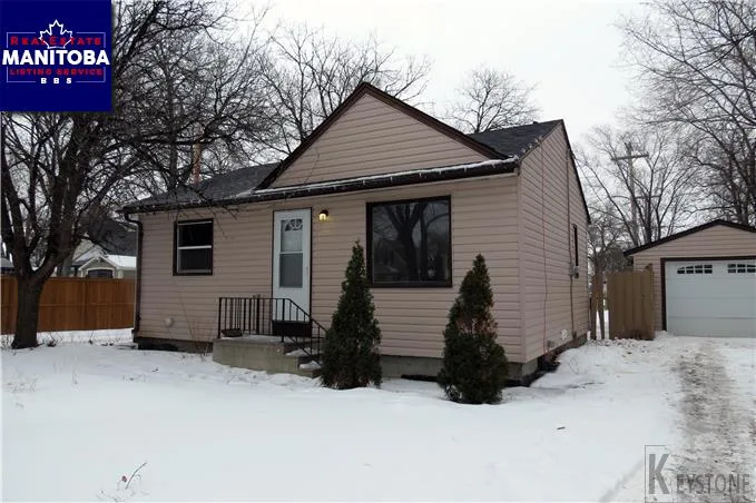 1173 Roch St, Winnipeg