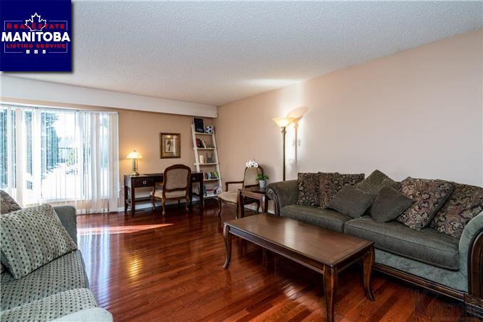 Property 3 Hadley Pl img1