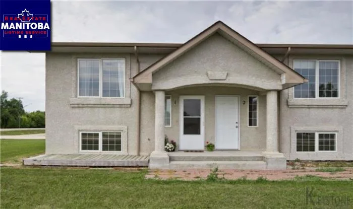 1 11 First Ave S, Landmark