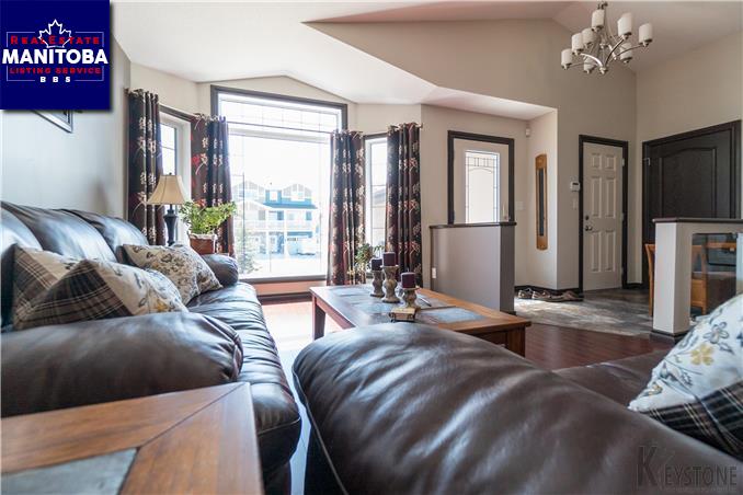 Property 119 Southview Cr img1