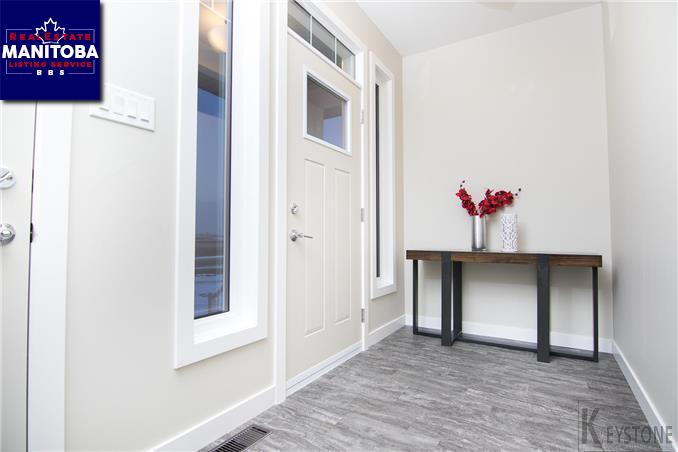 Property 155 St. Andrews Way img1