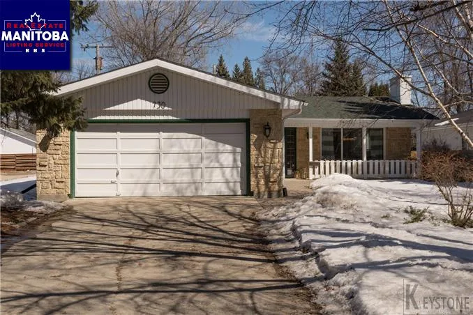 730 Patricia Ave, Winnipeg
