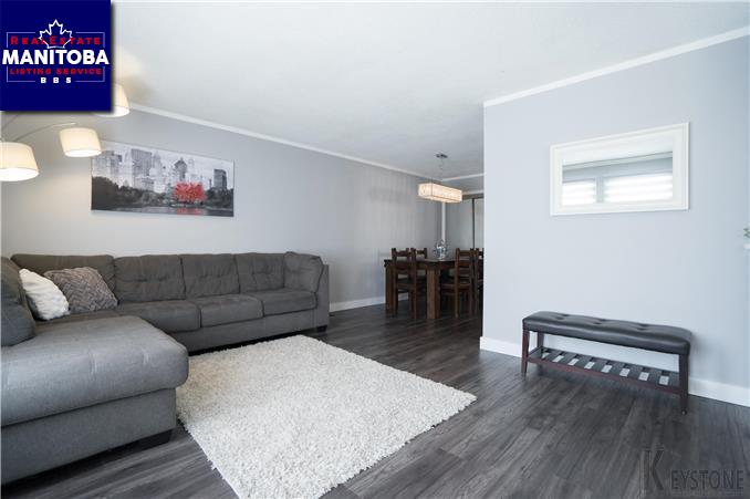 Property 14 Braewood Pl img1