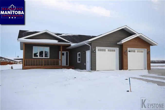 323 River Rd S, Carman