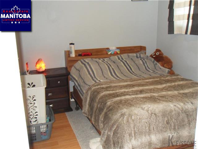 Property 238 Forrest Ave img1