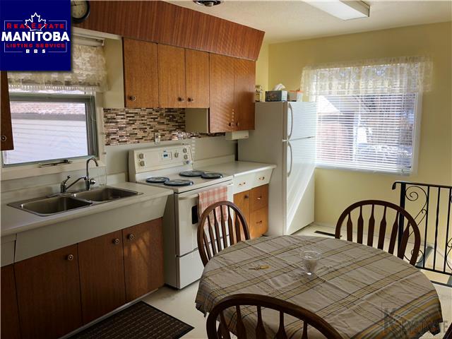 Property 822 2nd Ave img1