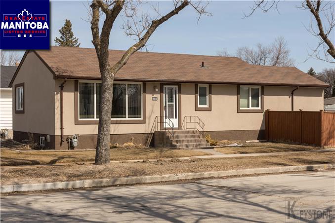 Property 804 Waverley St Main image