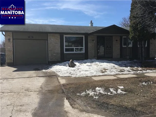 30 Mapleton Dr