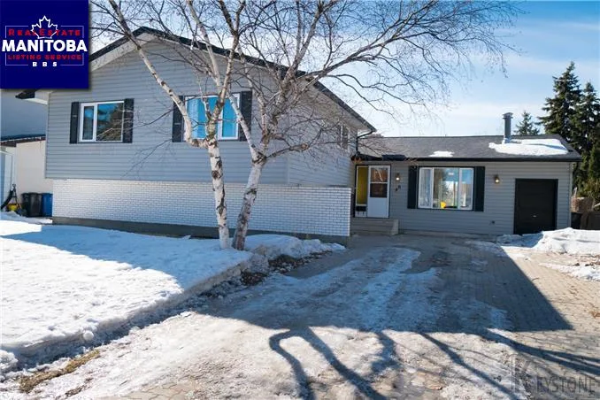 86 Kirby Dr, Winnipeg