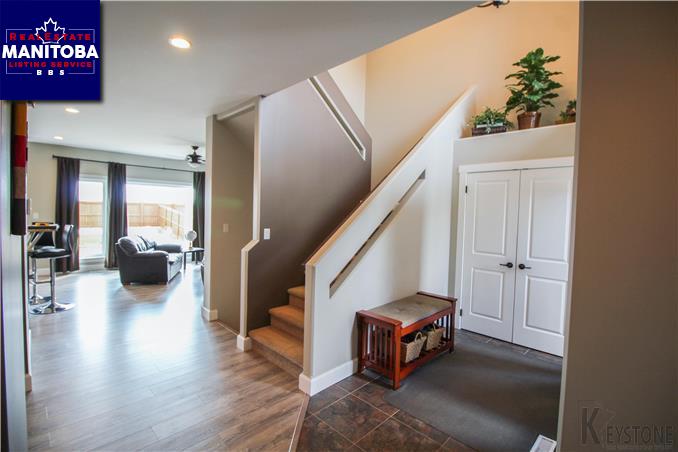 Property 115 Bridgewood Dr img1