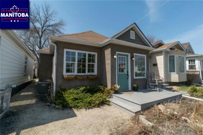 262 Parkview St, Winnipeg