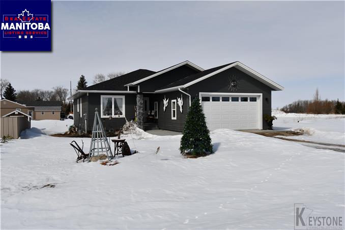 Property 705 Kinney Way Main image