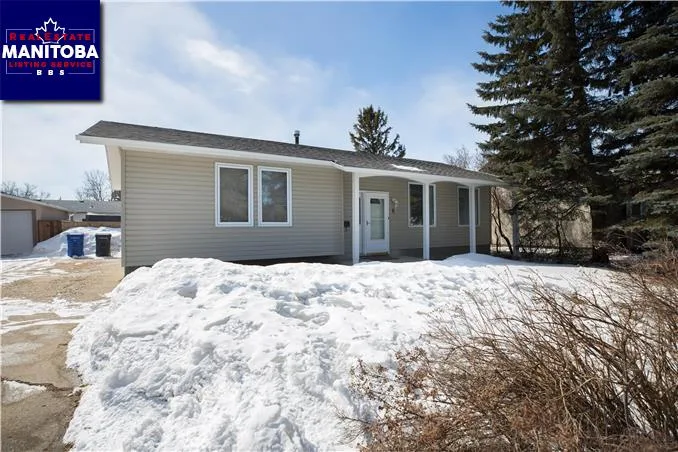 6 Collingham Bay, Winnipeg