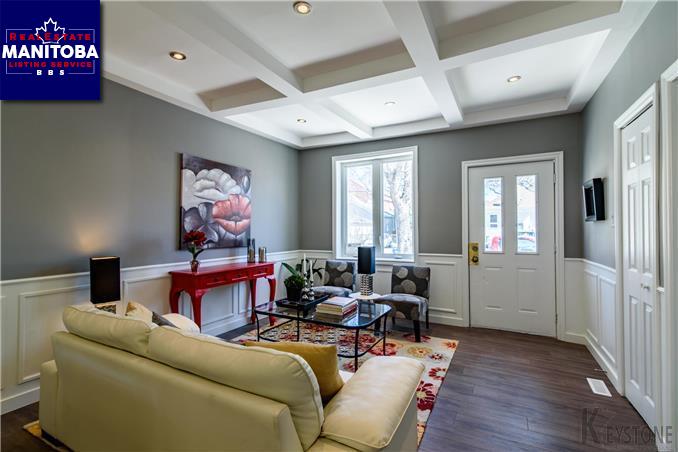 Property 834 Burnell St img1