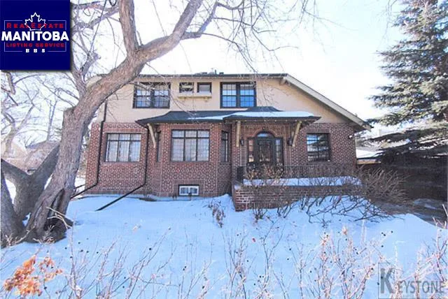 138 Harrow St, Winnipeg
