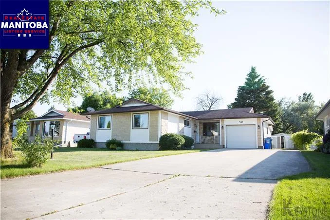 50 Burntwood Cr, Winnipeg