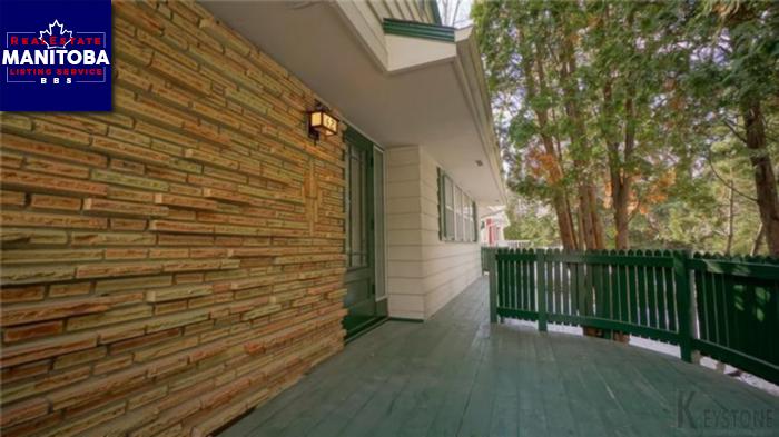 Property 42 Lodge Ave img1