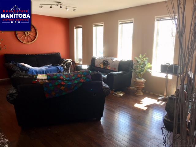 Property 110 Odell St img1