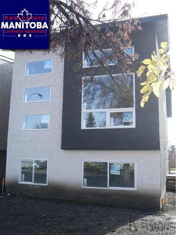71 Essex Ave, Winnipeg