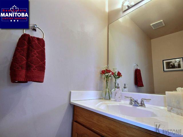 Property 841 Templeton Ave img1