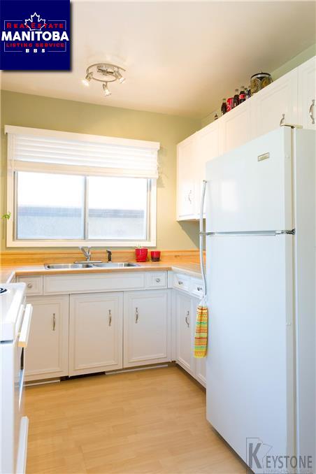 Property 493 Sumach Rd img1