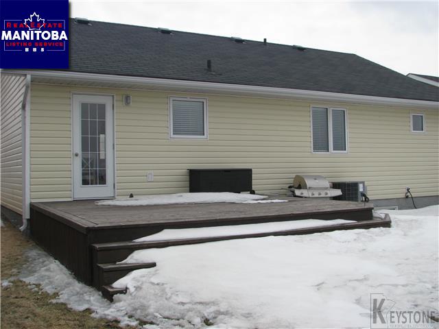 Property 23 Westview Dr img1